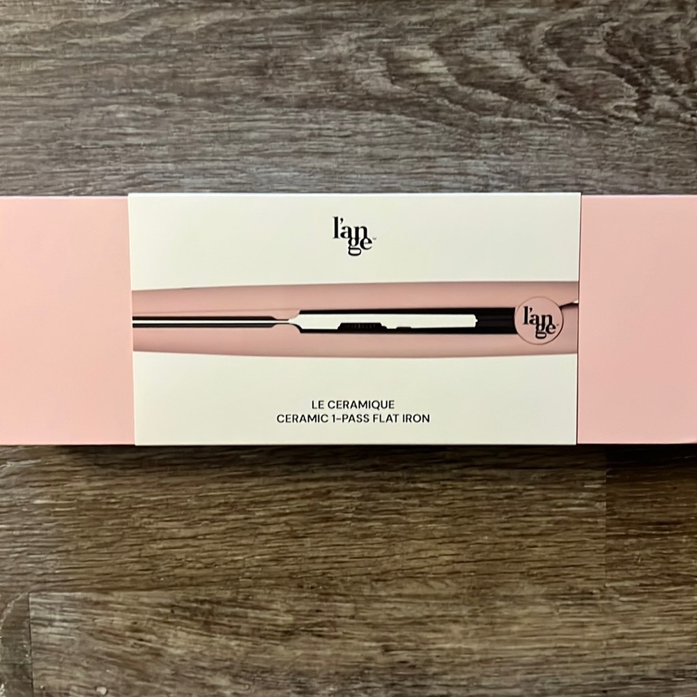 LANGE LE CERAMIQUE CERAMIC 1-PASS FLAT IRON.  NEW IN BOX
